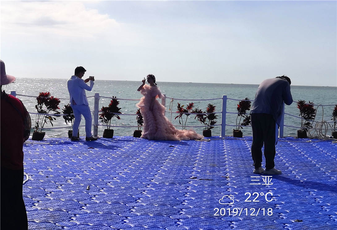 海南三亚国际花卉旅游节漂浮舞台