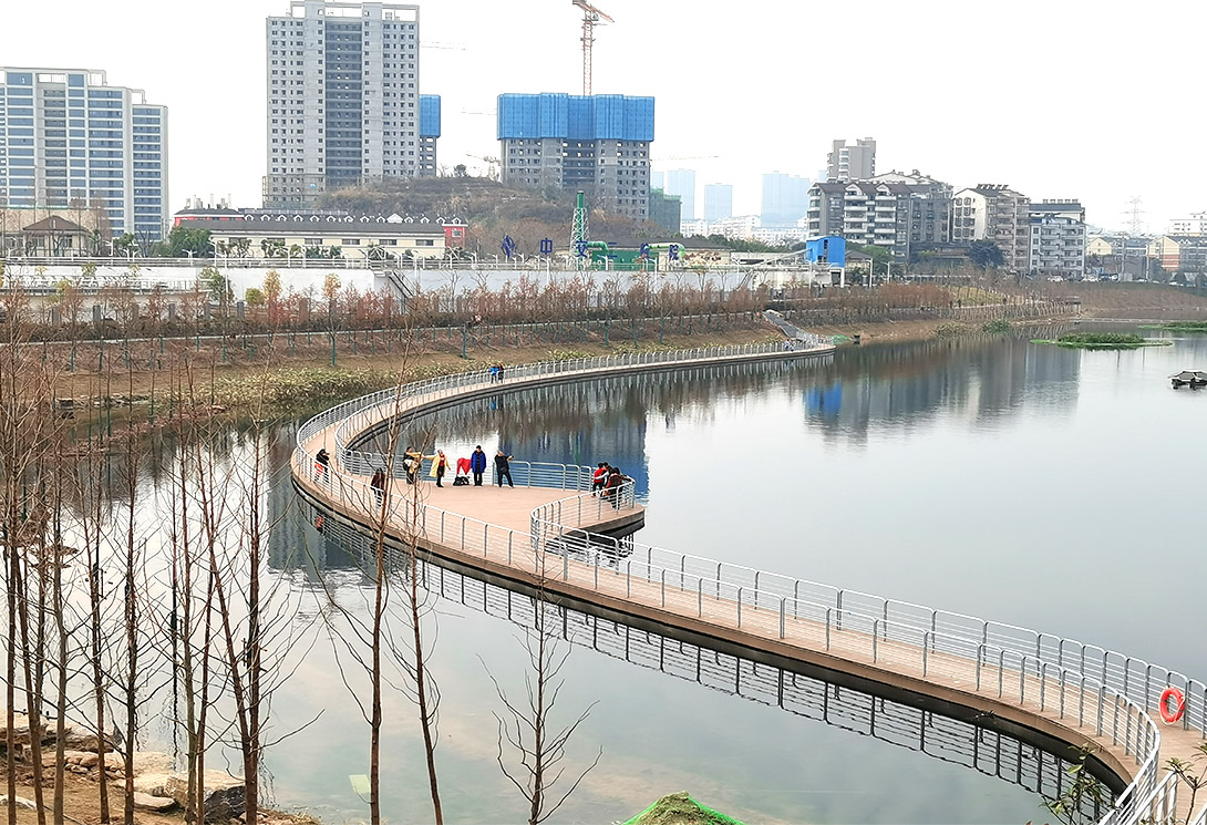 新闻联播报道|新一代水上生态环保景观浮桥