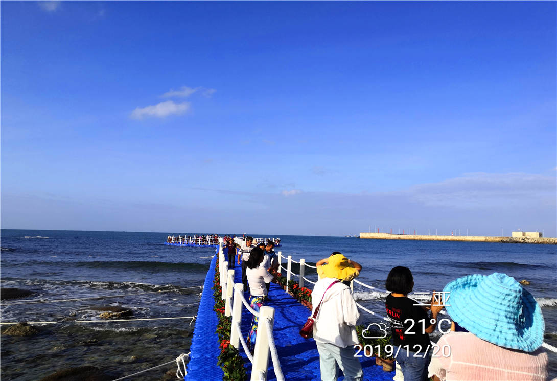 海南三亚国际花卉旅游节漂浮舞台