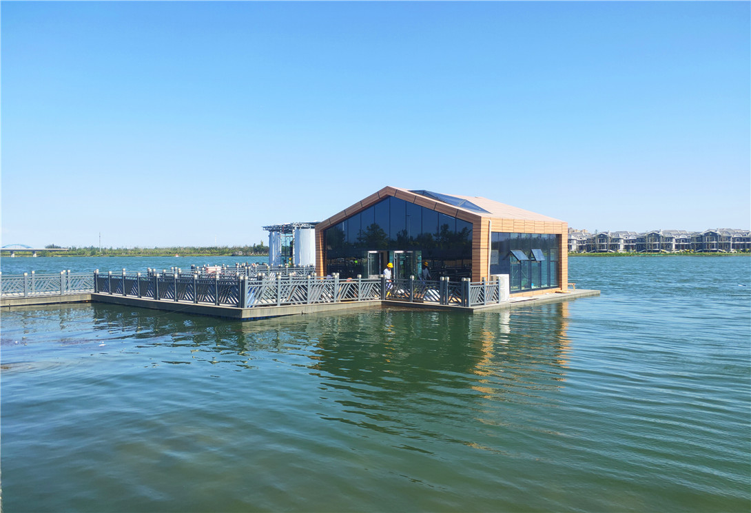 河北石家庄滹沱河景区高档水上漂浮餐厅